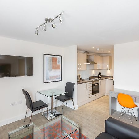 House Of Fisher - Central Gate Newbury  Bagian luar foto